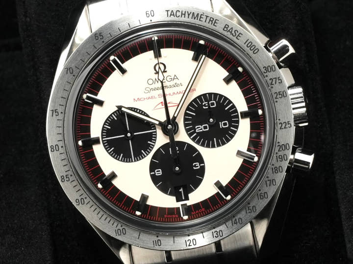 オメガ スピードマスター シューマッハ レジェンド Ref.3853.32 アイボリー×ブラック文字盤 中古 rso35hti