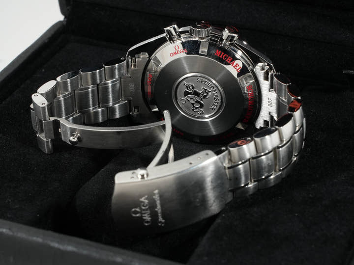 オメガ スピードマスター シューマッハ レジェンド Ref.3853.32 アイボリー×ブラック文字盤 中古 rso35hti