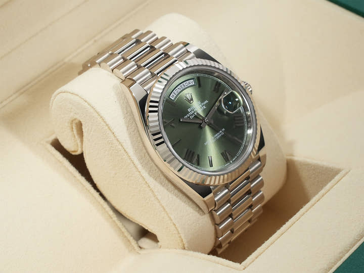 ロレックス デイデイト40 Ref.228239 ホワイトゴールド オリーブグリーン文字盤