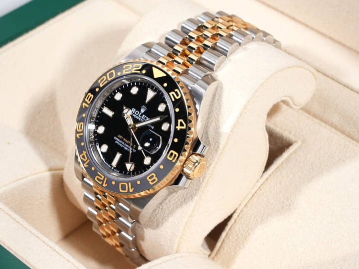 Rolex GMT Master II Ref.126713GRNR Black Dial Good Condition Used ki9bvy4j