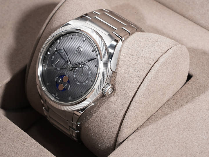 パルミジャーニフルリエ トンダPF アニュアルカレンダー Ref.PFC907-1020001-100182 グレー文字盤 美品 35udpg8r