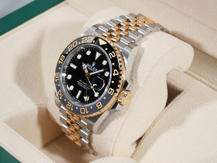 Rolex GMT Master II Ref.126713GRNR Black Dial Unused go8d6cg4