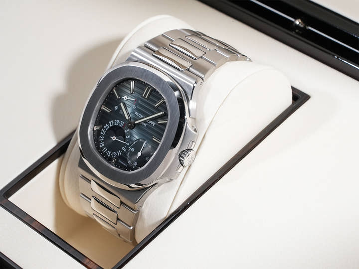 パテックフィリップ ノーチラス プチコンプリケーション TIFFANY&CO. Ref.5712/1A-001 ステンレススチール ブルー文字盤