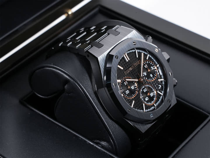 オーデマピゲ ロイヤルオーク クロノグラフ 50周年記念 Ref.26240CE.OO.1225CE.01 ブラックセラミック ブラック文字盤