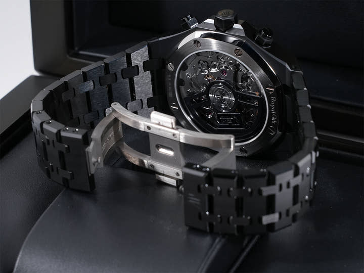 オーデマピゲ ロイヤルオーク クロノグラフ 50周年記念 Ref.26240CE.OO.1225CE.01 ブラックセラミック ブラック文字盤