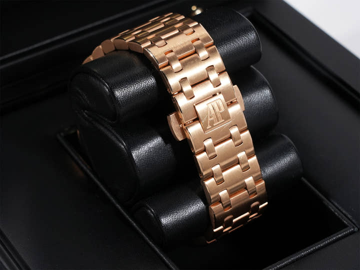 Audemars Piguet Royal Oak Offshore Chronograph Ref.26470OR.OO.1000OR.01 Pink Gold/Black Dial Used uryetxkz