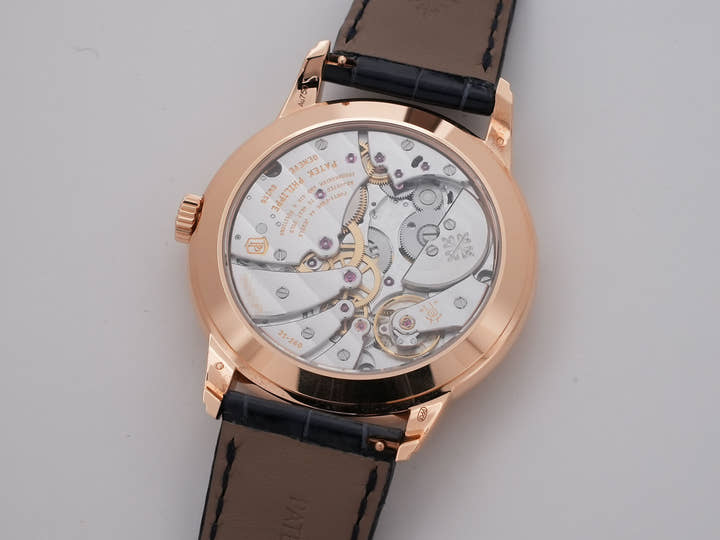 パテックフィリップ カラトラバ トラベルタイム Ref.5224R-001 ローズゴールド ブルー文字盤