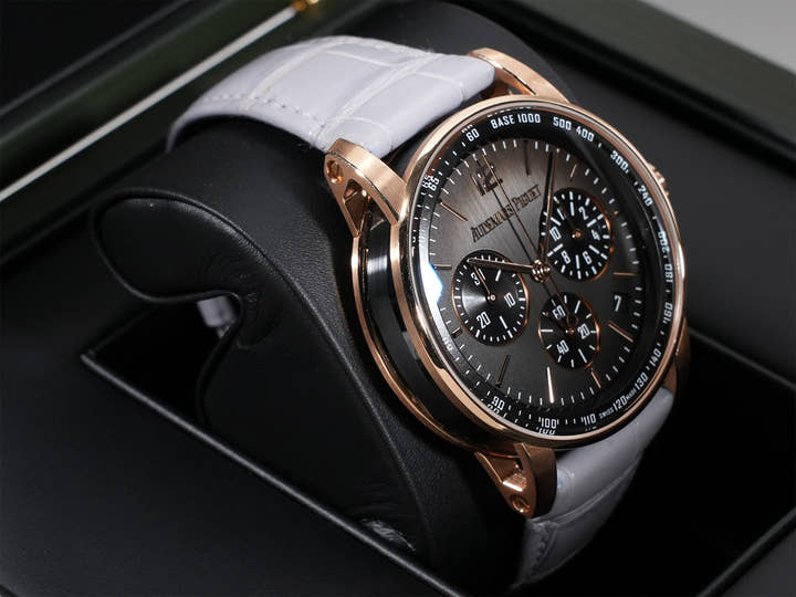 オーデマピゲ CODE 11.59 バイ オーデマ ピゲ クロノグラフ Ref.26393NR.OO.A002KB.01 ピンクゴールド スモークグレー文字盤