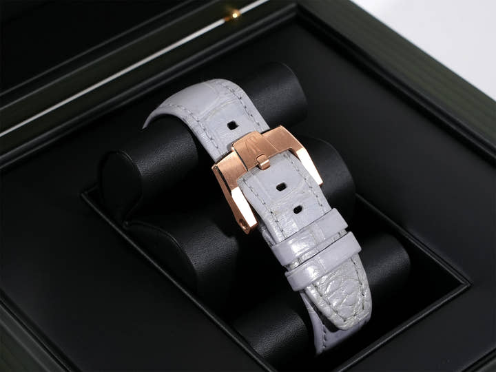 オーデマピゲ CODE 11.59 バイ オーデマ ピゲ クロノグラフ Ref.26393NR.OO.A002KB.01 ピンクゴールド スモークグレー文字盤