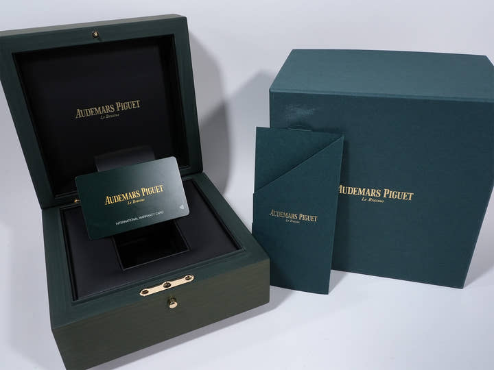 オーデマピゲ CODE 11.59 バイ オーデマ ピゲ クロノグラフ Ref.26393BC.OO.A002KB.02 ホワイトゴールド オニキス文字盤