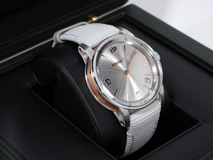 オーデマピゲ CODE 11.59 バイ オーデマ ピゲ Ref.15210CR.OO.A008KB.01 ホワイトゴールド/ピンクゴールド グレーラッカー文字盤