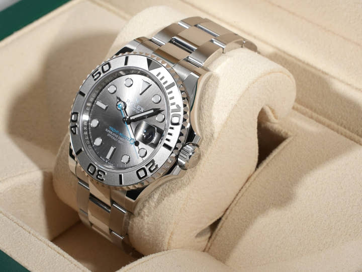 ロレックス ヨットマスター40 Ref.126622 ステンレススチール/プラチナ スレート文字盤