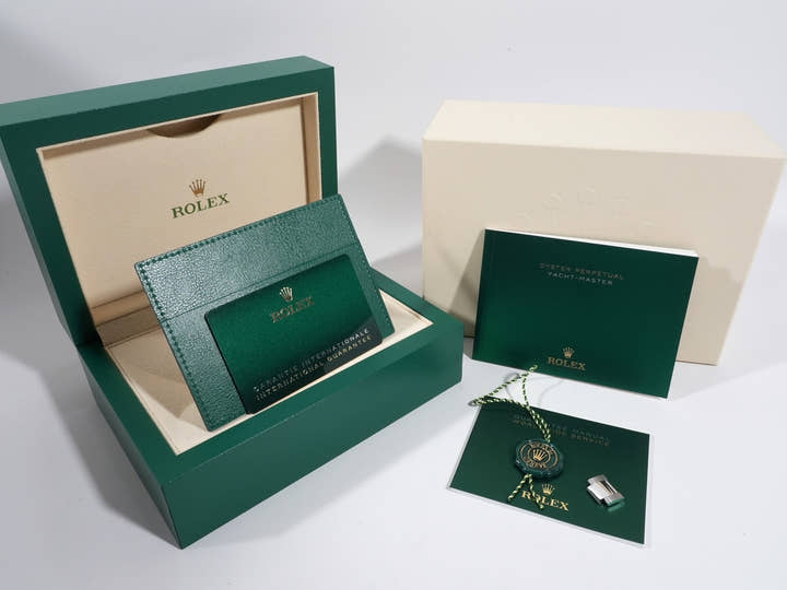 ロレックス ヨットマスター40 Ref.126622 ステンレススチール/プラチナ スレート文字盤