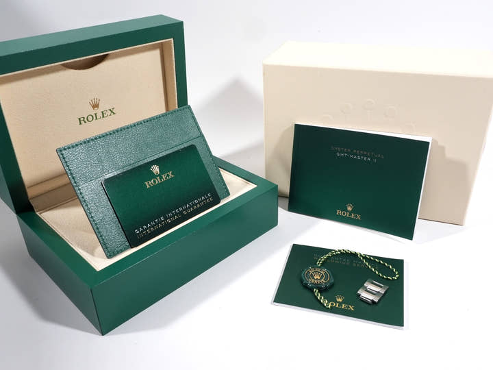 Rolex GMT Master II Ref.126710BLNR Black Dial Unused vrejopwx