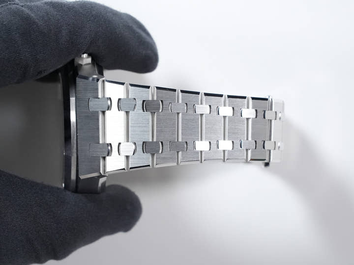 オーデマピゲ ロイヤルオーク クロノグラフ Ref.26239BC.OO.1220BC.01 ホワイトゴールド ブルー文字盤