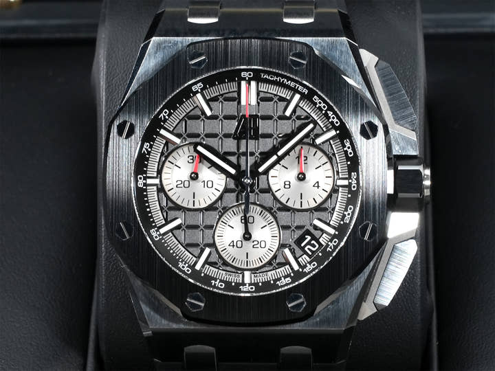 Audemars Piguet Royal Oak Offshore Chronograph Ref.26420SO.OO.A002CA.01 Black Dial Used zj667d3y