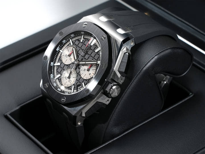 Audemars Piguet Royal Oak Offshore Chronograph Ref.26420SO.OO.A002CA.01 Black Dial Used zj667d3y