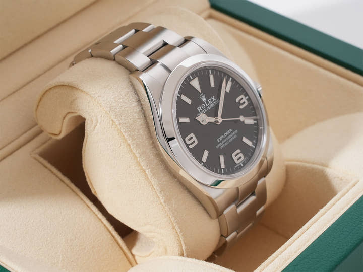 Rolex Explorer I Ref.214270 Black Dial Good Condition 7i7ft4q4