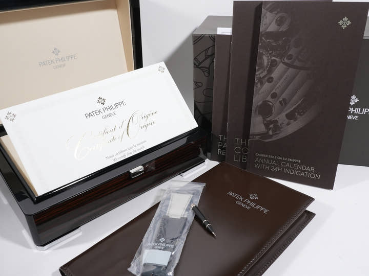 パテックフィリップ ノーチラス アニュアルカレンダー ムーンフェイズ Ref.5726A-001 ステンレススチール ブラック文字盤