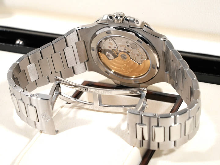 パテックフィリップ ノーチラス Ref.5711/1A-001 ステンレススチール ブルー文字盤