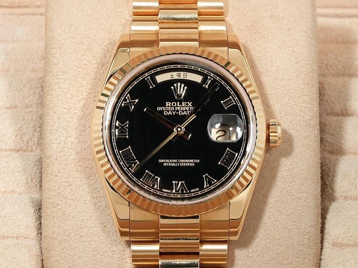 ロレックス デイデイト36 Ref.118238 イエローゴールド ブラック ピラミッド文字盤