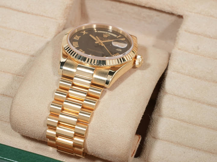 ロレックス デイデイト36 Ref.118238 イエローゴールド ブラック ピラミッド文字盤