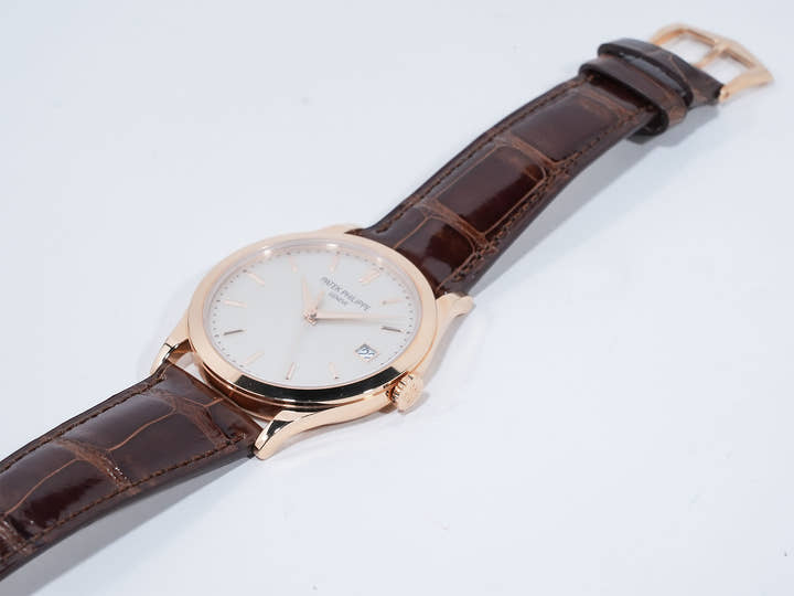 パテックフィリップ カラトラバ Ref.5296R-010 ローズゴールド アイボリー文字盤