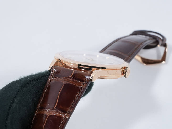 パテックフィリップ カラトラバ Ref.5296R-010 ローズゴールド アイボリー文字盤