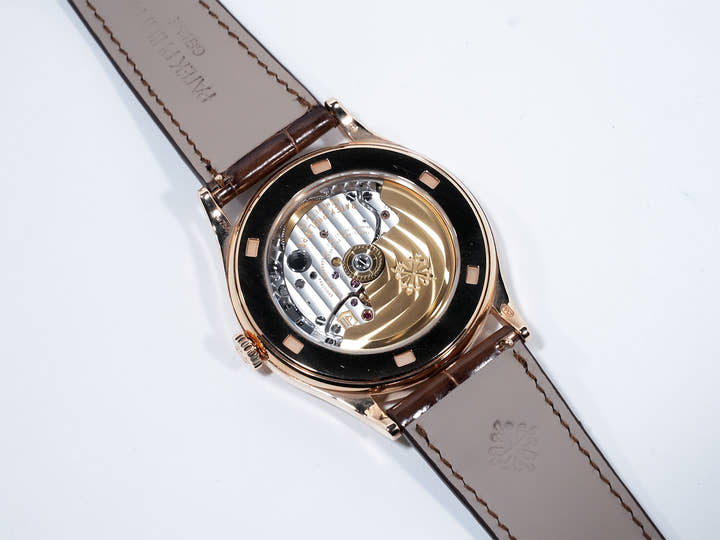 パテックフィリップ カラトラバ Ref.5296R-010 ローズゴールド アイボリー文字盤