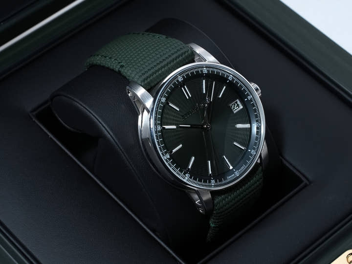 オーデマピゲ CODE 11.59 バイ オーデマ ピゲ Ref.15210ST.OO.A056KB.01 ステンレススチール グリーン文字盤