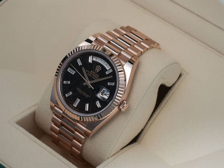 ロレックス デイデイト40 Ref.228235A エバーローズゴールド ダイヤモンド入りアイゼンキーゼル文字盤