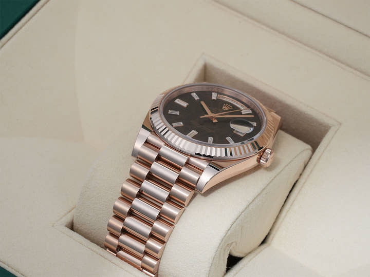 ロレックス デイデイト40 Ref.228235A エバーローズゴールド ダイヤモンド入りアイゼンキーゼル文字盤