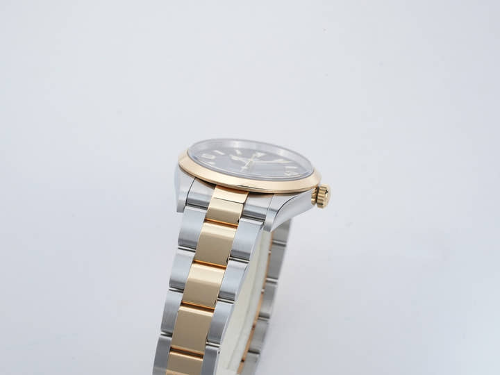 ロレックス エクスプローラー36 Ref.124273 ステンレススチール/イエローゴールド ブラック文字盤