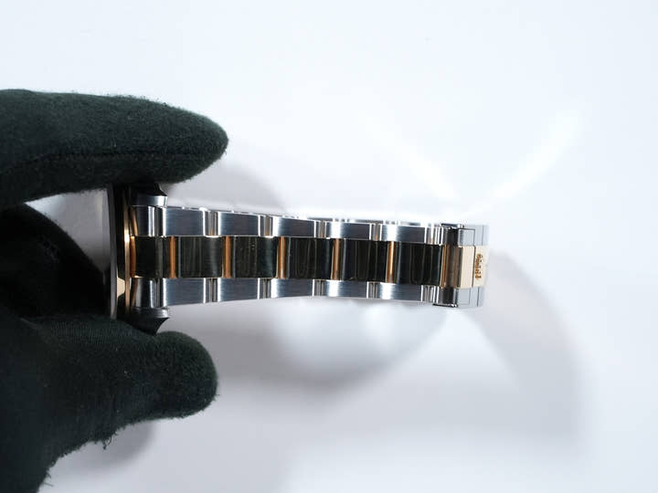 ロレックス エクスプローラー36 Ref.124273 ステンレススチール/イエローゴールド ブラック文字盤