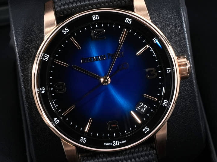 オーデマピゲ CODE 11.59 バイ オーデマ ピゲ Ref.15210OR.OO.A002KB.03 ピンクゴールド スモークブルーラッカー文字盤