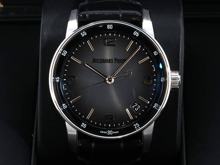 オーデマピゲ CODE 11.59 バイ オーデマ ピゲ Ref.15210CR.OO.A002CR.01 ホワイトゴールド/ピンクゴールド グレーラッカー文字盤