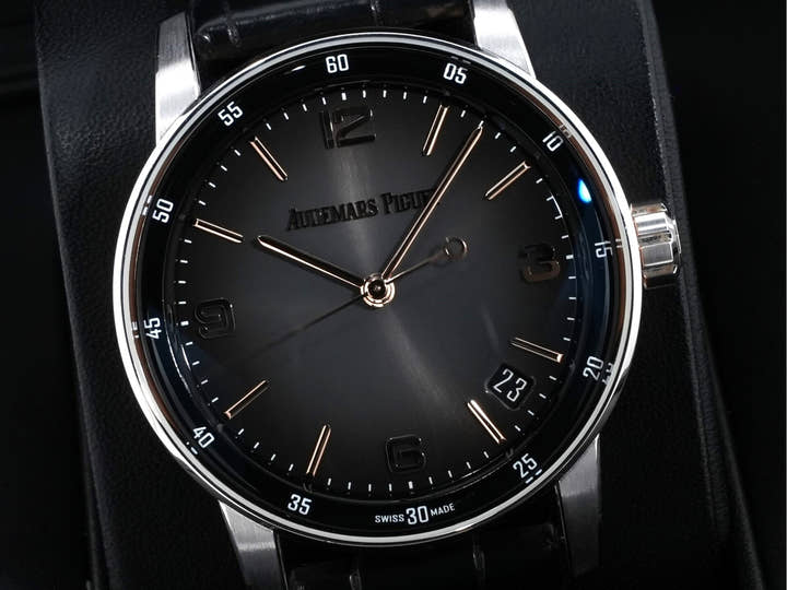 オーデマピゲ CODE 11.59 バイ オーデマ ピゲ Ref.15210CR.OO.A002CR.01 ホワイトゴールド/ピンクゴールド グレーラッカー文字盤