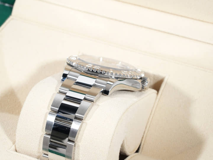 ロレックス ヨットマスター40 Ref.126622 ステンレススチール/プラチナ スレート文字盤