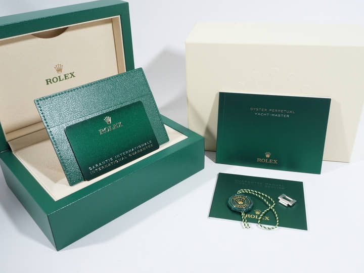 ロレックス ヨットマスター40 Ref.126622 ステンレススチール/プラチナ スレート文字盤