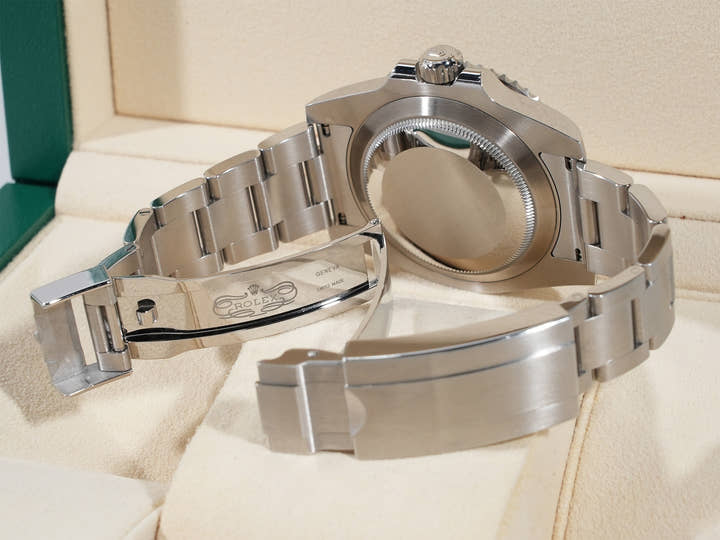 ロレックス サブマリーナー デイト Ref.116610LV ステンレススチール グリーン文字盤