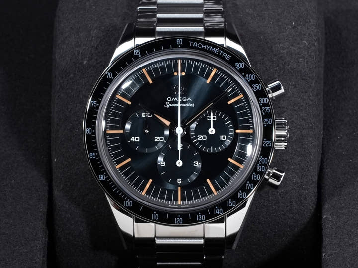 オメガ スピードマスター ファースト オメガ イン スペース Ref.310.30.40.50.06.001 ブルーグレー文字盤 未使用 fvs5na9r