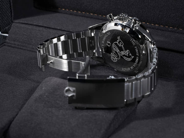 オメガ スピードマスター ファースト オメガ イン スペース Ref.310.30.40.50.06.001 ブルーグレー文字盤 未使用 fvs5na9r