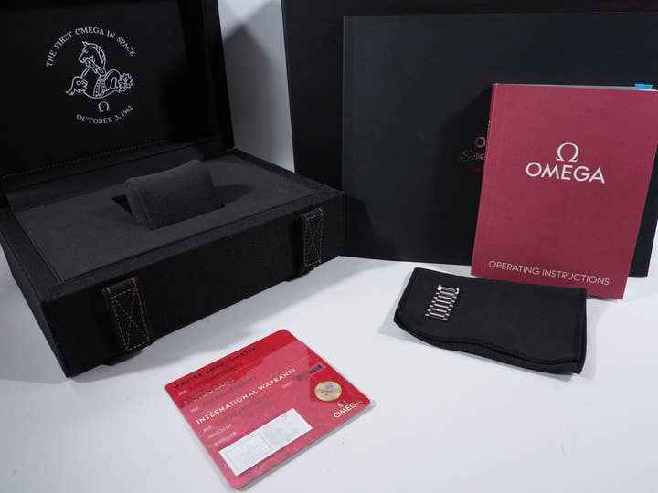 オメガ スピードマスター ファースト オメガ イン スペース Ref.310.30.40.50.06.001 ブルーグレー文字盤 未使用 fvs5na9r