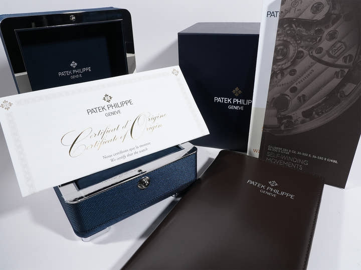 パテックフィリップ キュビタス Ref.5821/1A-001 ステンレススチール グリーン文字盤