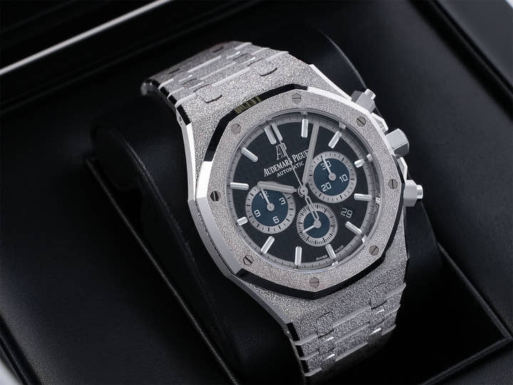 オーデマピゲ ロイヤルオーク クロノグラフ Ref.26331BC.GG.1224BC.03 ホワイトゴールド ブラックxグレーブルー文字盤