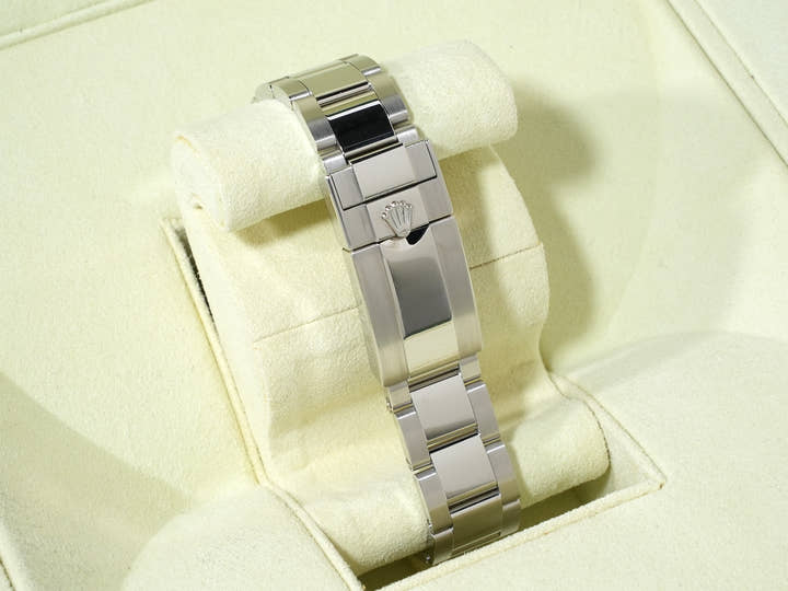 Rolex Daytona Ref. 116506 Platinum Ice Blue Dial