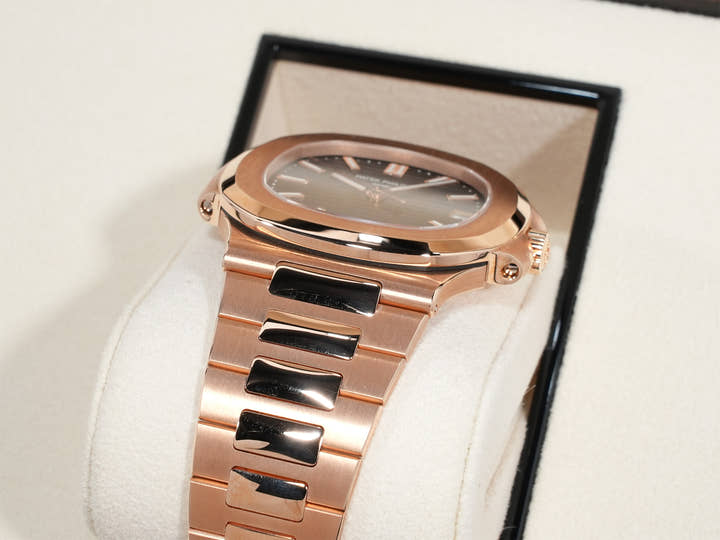 Patek Philippe Nautilus Ref. 5711/1R-001 Rose Gold Brown/Black Gradient Dial
