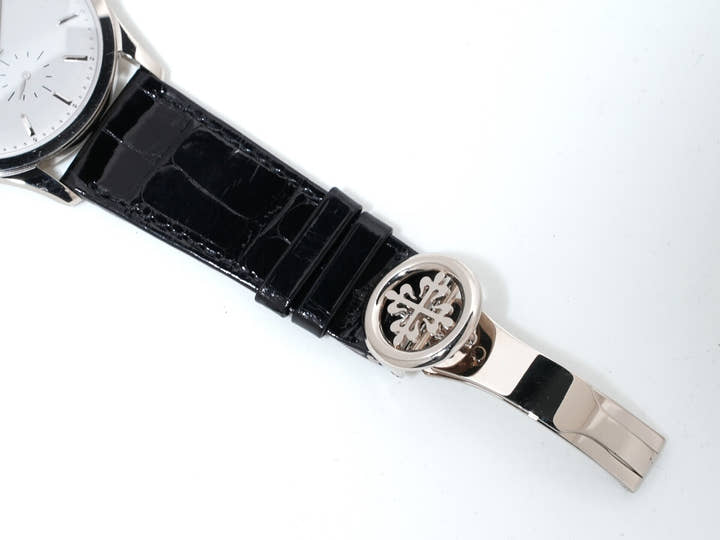 Patek Philippe Calatrava Ref. 5196G-001 White Gold Silver Dial