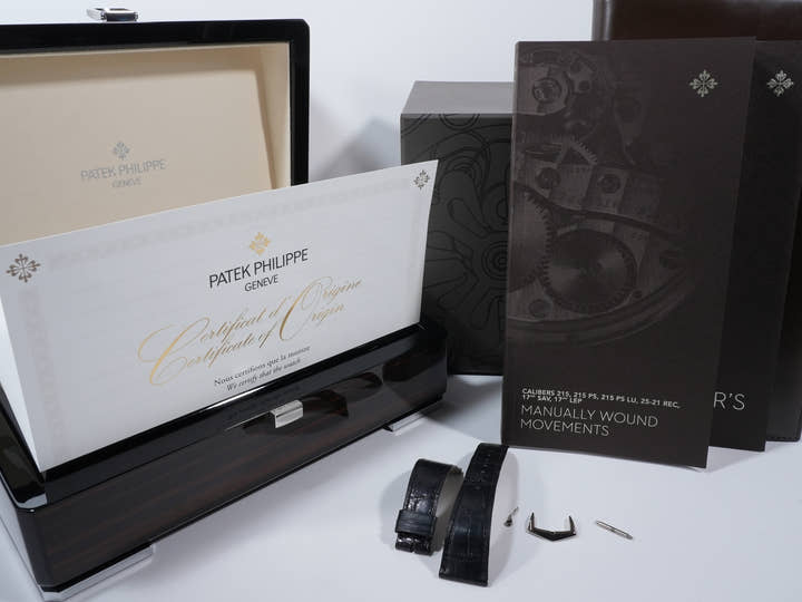 Patek Philippe Calatrava Ref. 5196G-001 White Gold Silver Dial