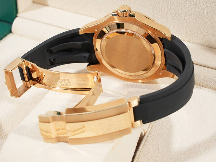 ロレックス ヨットマスター42 Ref.226658 イエローゴールド ブラック文字盤